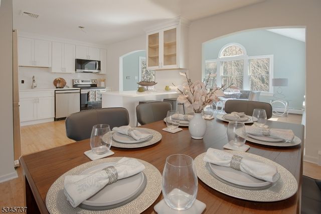 46 Cozy Lake Rd, Jefferson Twp., NJ 07438