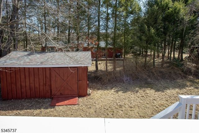 46 Cozy Lake Rd, Jefferson Twp., NJ 07438