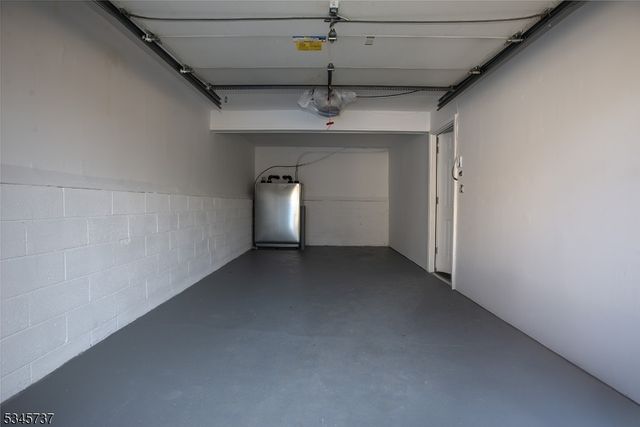 46 Cozy Lake Rd, Jefferson Twp., NJ 07438