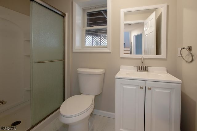 46 Cozy Lake Rd, Jefferson Twp., NJ 07438