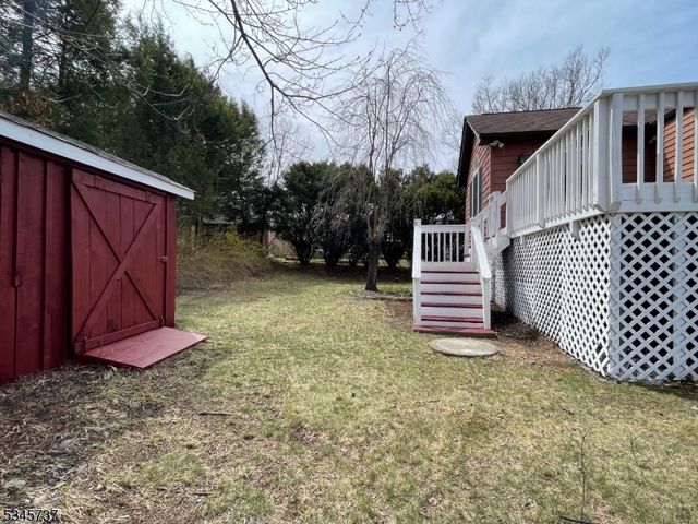 46 Cozy Lake Rd, Jefferson Twp., NJ 07438