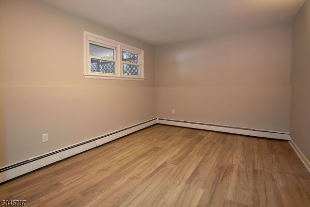 46 Cozy Lake Rd, Jefferson Twp., NJ 07438