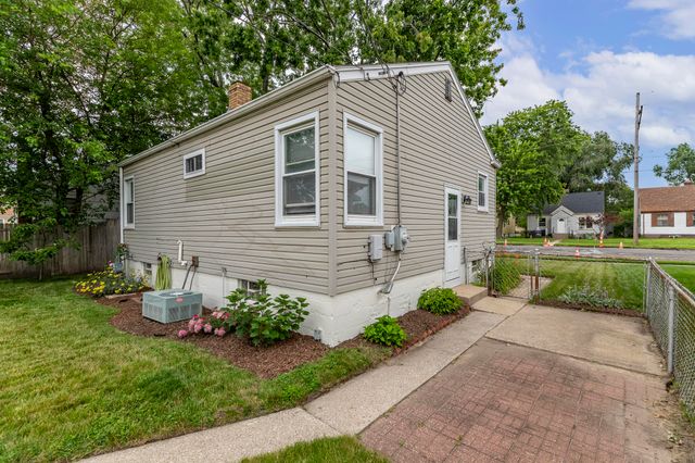 3036 165th Street, Hammond, IN 46323