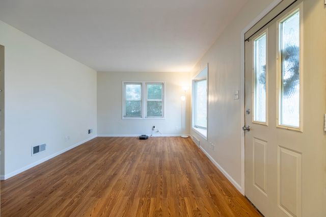 3036 165th Street, Hammond, IN 46323