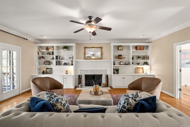 7 Sugar Maple Court, Little Rock, AR 72212