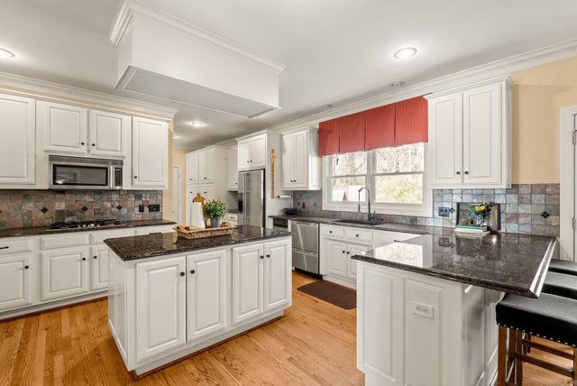 7 Sugar Maple Court, Little Rock, AR 72212