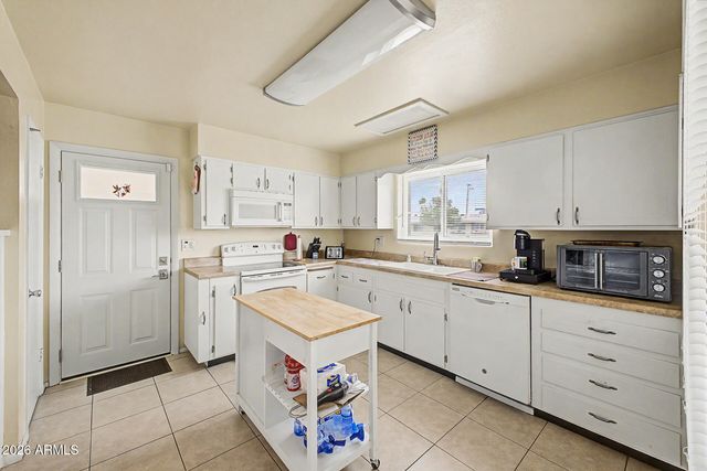 10306 W AUDREY Drive, Sun City, AZ 85351