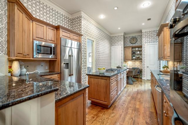 2814 Mid Lane, Houston, TX 77027