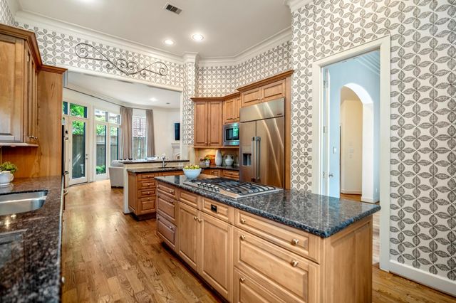 2814 Mid Lane, Houston, TX 77027