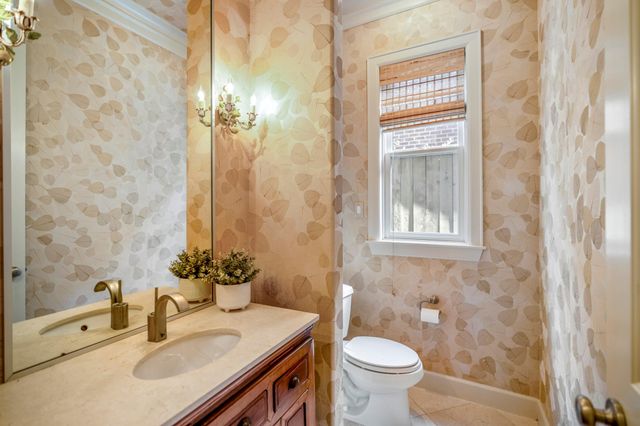 2814 Mid Lane, Houston, TX 77027