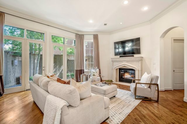 2814 Mid Lane, Houston, TX 77027