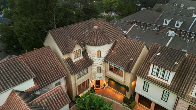 2814 Mid Lane, Houston, TX 77027