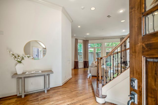 2814 Mid Lane, Houston, TX 77027