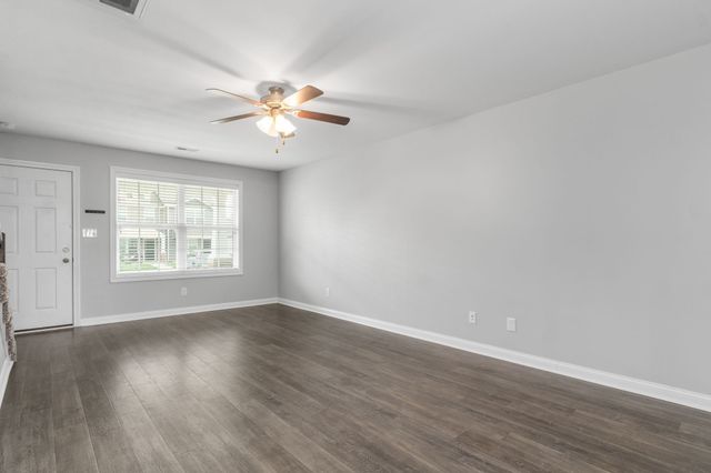 205 Alexander Blvd, Clarksville, TN 37040