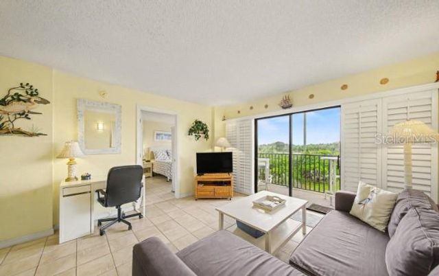3180 OCEAN SHORE BOULEVARD 108, Ormond Beach, FL 32176