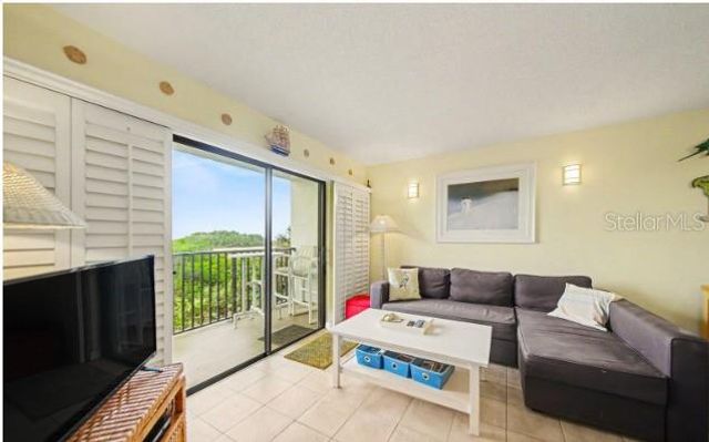 3180 OCEAN SHORE BOULEVARD 108, Ormond Beach, FL 32176