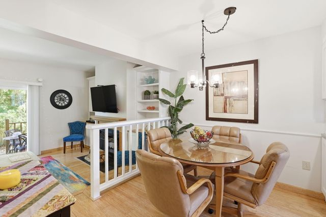 2743 Cranberry Highway APT 17B, Wareham, MA 02571