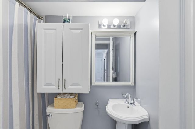 2743 Cranberry Highway APT 17B, Wareham, MA 02571