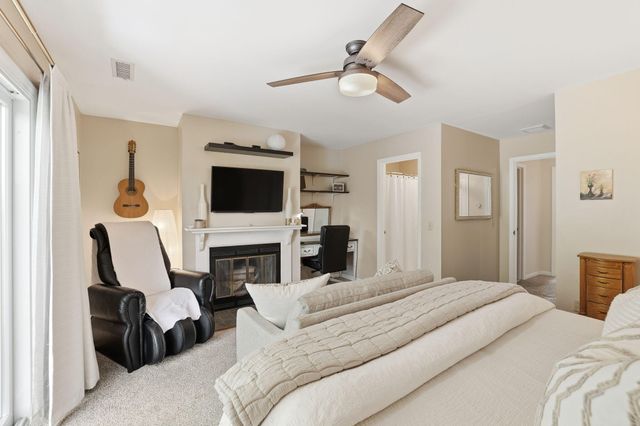 2743 Cranberry Highway APT 17B, Wareham, MA 02571
