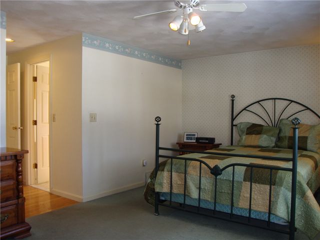 48 Arnold Court A, North Providence, RI 02904