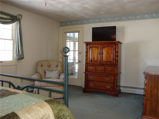 48 Arnold Court A, North Providence, RI 02904