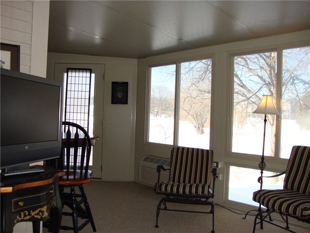 48 Arnold Court A, North Providence, RI 02904