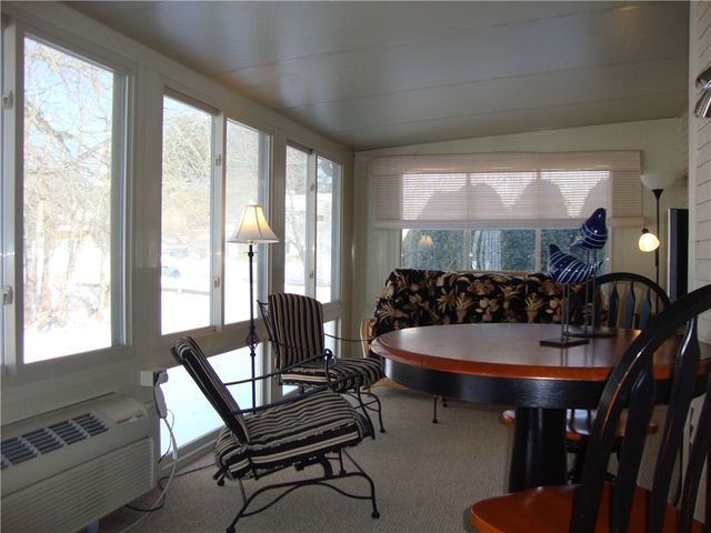 48 Arnold Court A, North Providence, RI 02904