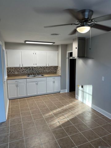 3285 Ozark Street, Baton Rouge, LA 70805