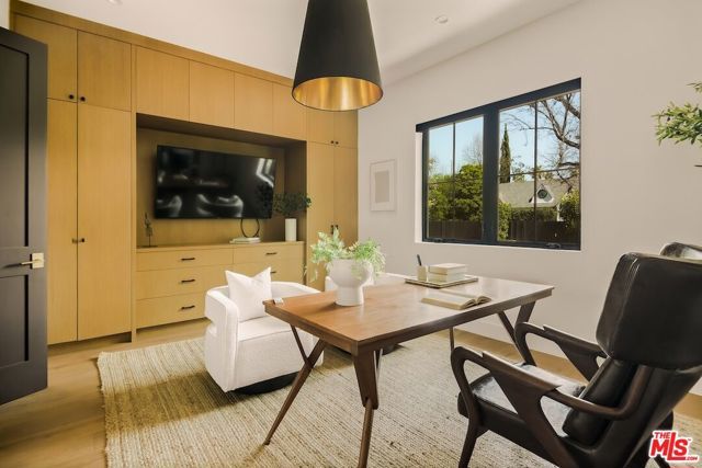 4261 Denny Avenue, Toluca Lake (los Angeles), CA 91602