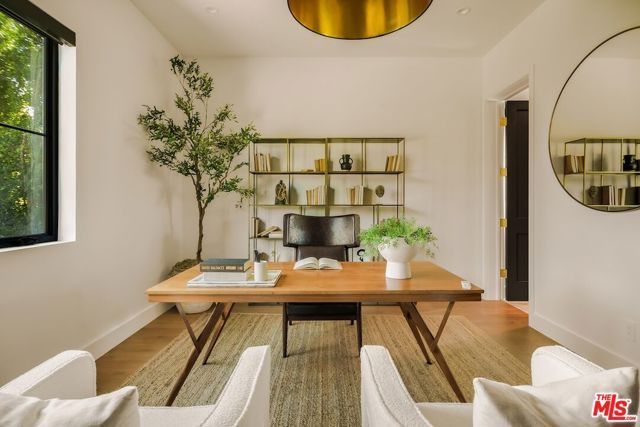 4261 Denny Avenue, Toluca Lake (los Angeles), CA 91602