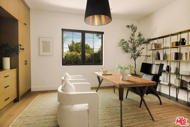 4261 Denny Avenue, Toluca Lake (los Angeles), CA 91602