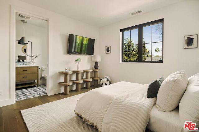 4261 Denny Avenue, Toluca Lake (los Angeles), CA 91602