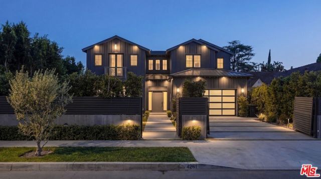 4261 Denny Avenue, Toluca Lake (los Angeles), CA 91602