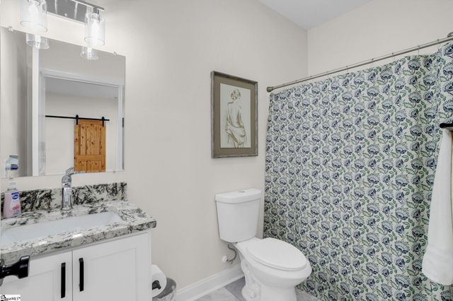 21 8th Street, Greenville, SC 29611