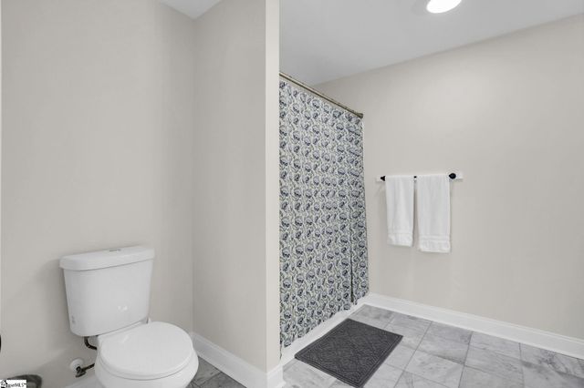 21 8th Street, Greenville, SC 29611