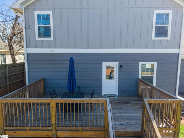 21 8th Street, Greenville, SC 29611