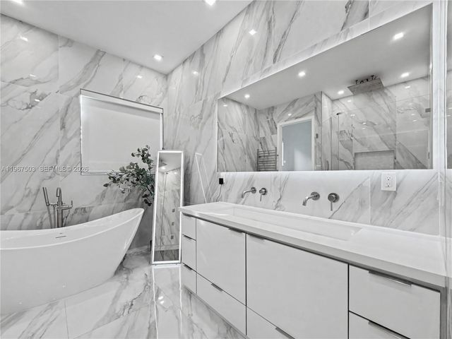 7733 SW 193rd St, Cutler Bay, FL 33157