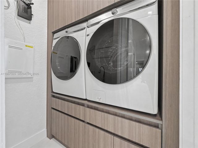 7733 SW 193rd St, Cutler Bay, FL 33157