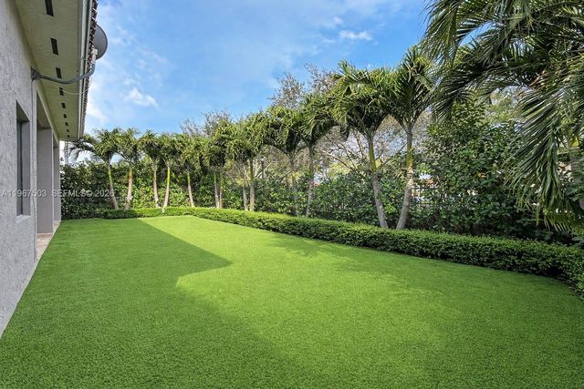 7733 SW 193rd St, Cutler Bay, FL 33157