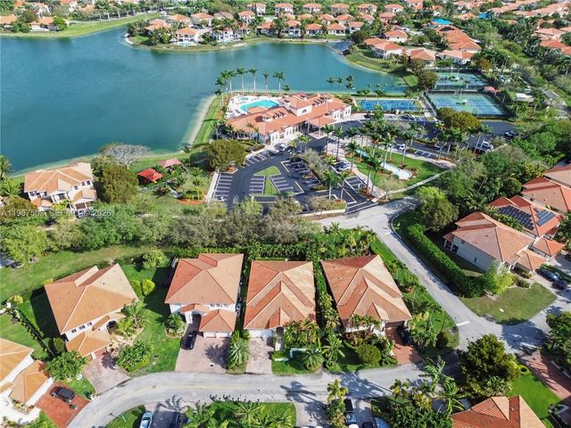 7733 SW 193rd St, Cutler Bay, FL 33157