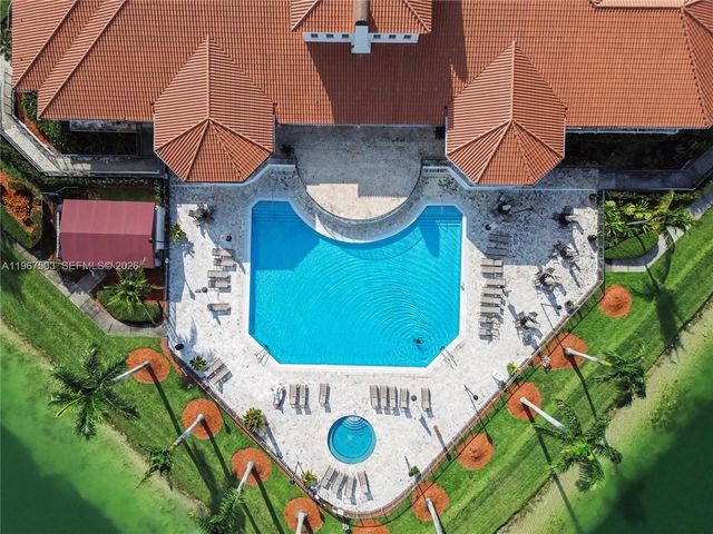 7733 SW 193rd St, Cutler Bay, FL 33157