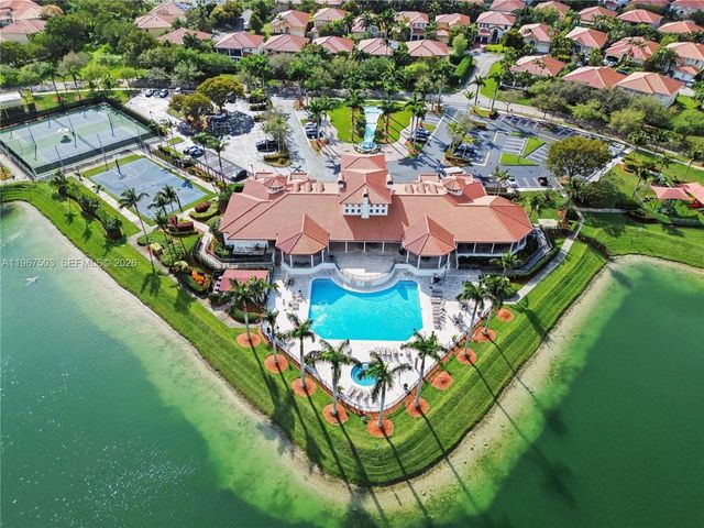 7733 SW 193rd St, Cutler Bay, FL 33157