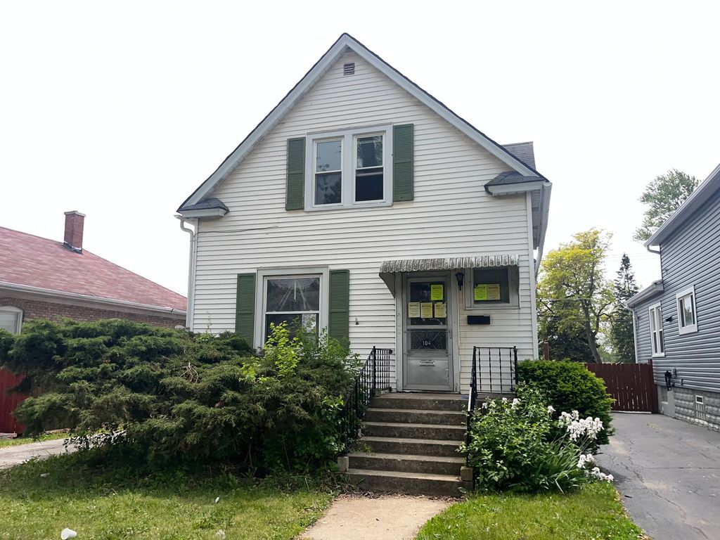 104 Interocean Avenue, South Chicago Heights, IL 60411