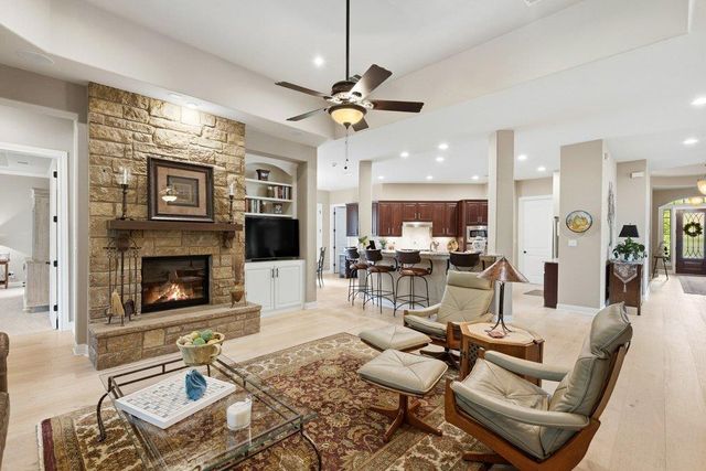 4020 Vail DV, Austin, TX 78738