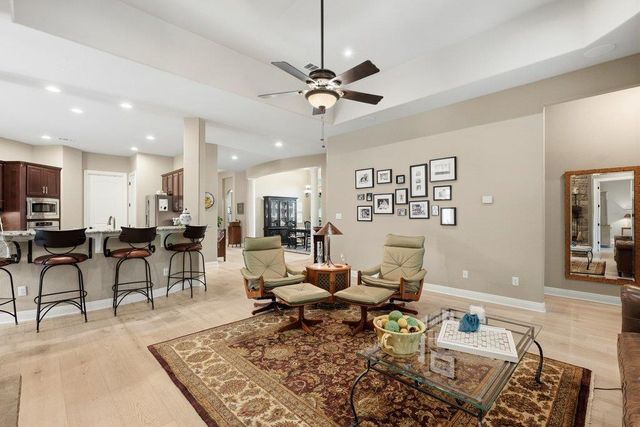 4020 Vail DV, Austin, TX 78738