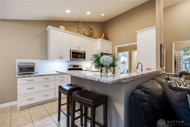 153 George Wythe Way, Beavercreek, OH 45434