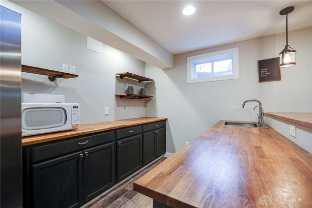 153 George Wythe Way, Beavercreek, OH 45434