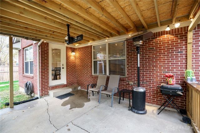 153 George Wythe Way, Beavercreek, OH 45434