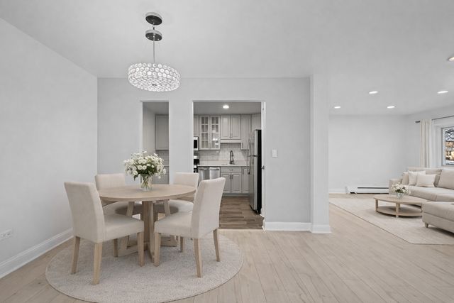 525 S Cleveland Avenue 104, Arlington Heights, IL 60005