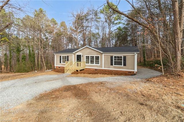 6451 Bowman Road, Walnut Cove, NC 27052